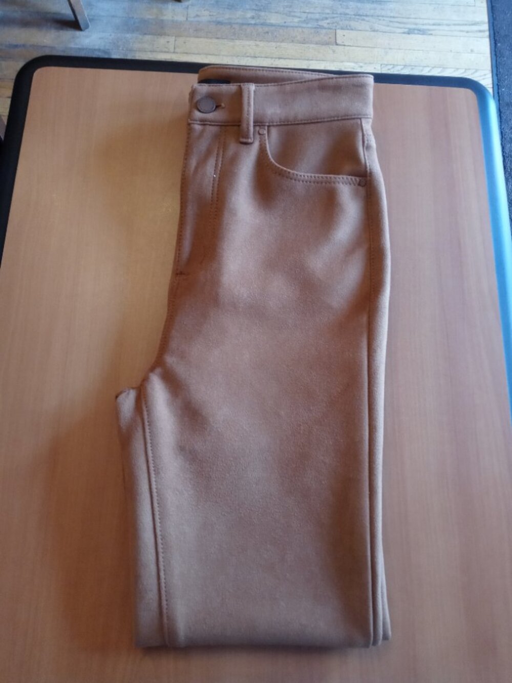 ANN TAYLOR sculpting faux suede skinny jeans in toasted coconut (sz0)